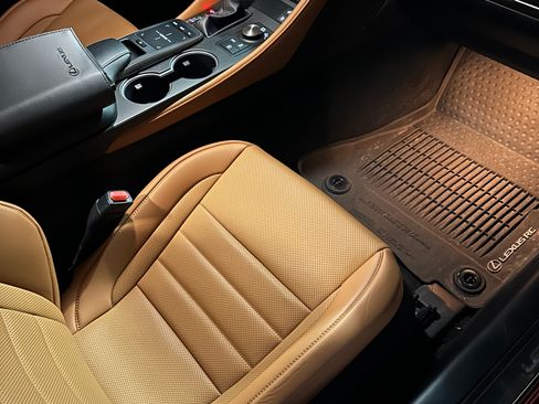 Used 2022 Lexus RC 350 w/ Premium Package image 9