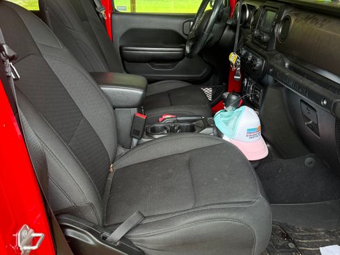 Used 2020 Jeep Wrangler Unlimited Sport S AWD/4WD image 8