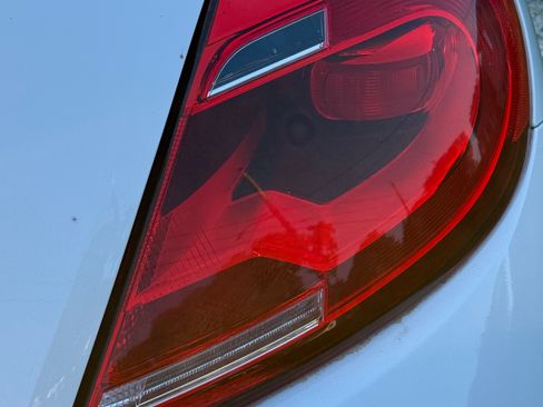 Used 2016 Volkswagen Beetle 1.8T FWD image 13