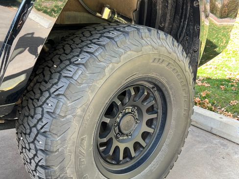 Used 2015 Toyota 4Runner Trail Premium image 2