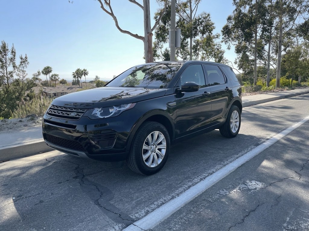 Used 2019 Land Rover Discovery Sport SE AWD/4WD image 11