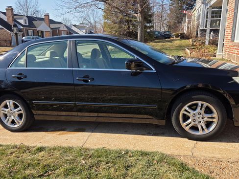 Used 2007 Honda Accord EX image 1