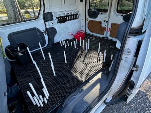 Used 2010 Ford Transit Connect XLT image 10