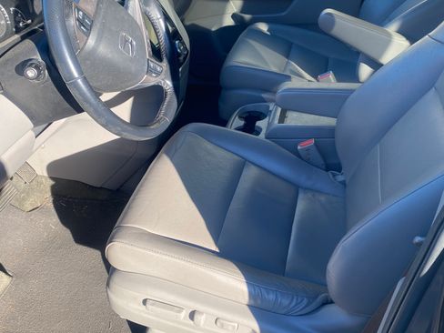 Used 2016 Honda Odyssey EX-L image 2