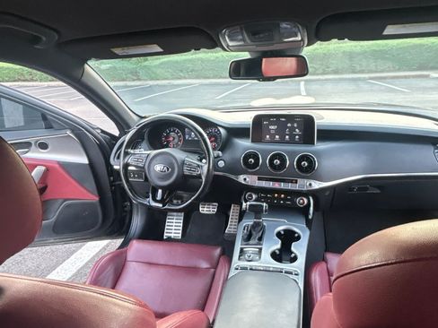 Used 2019 Kia Stinger GT RWD image 11
