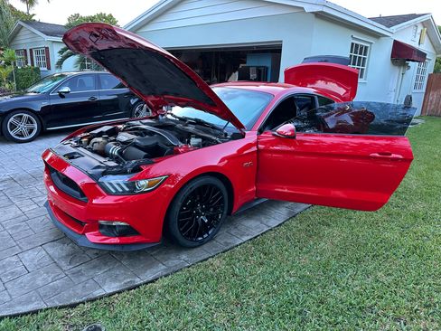 Used 2015 Ford Mustang GT Premium w/ GT Performance Package image 10