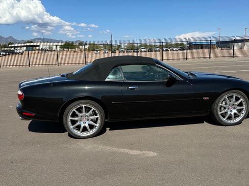 Used 2002 Jaguar XK R image 6