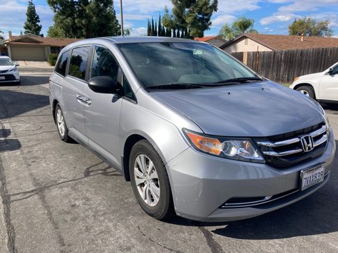 Used 2016 Honda Odyssey EX image 2
