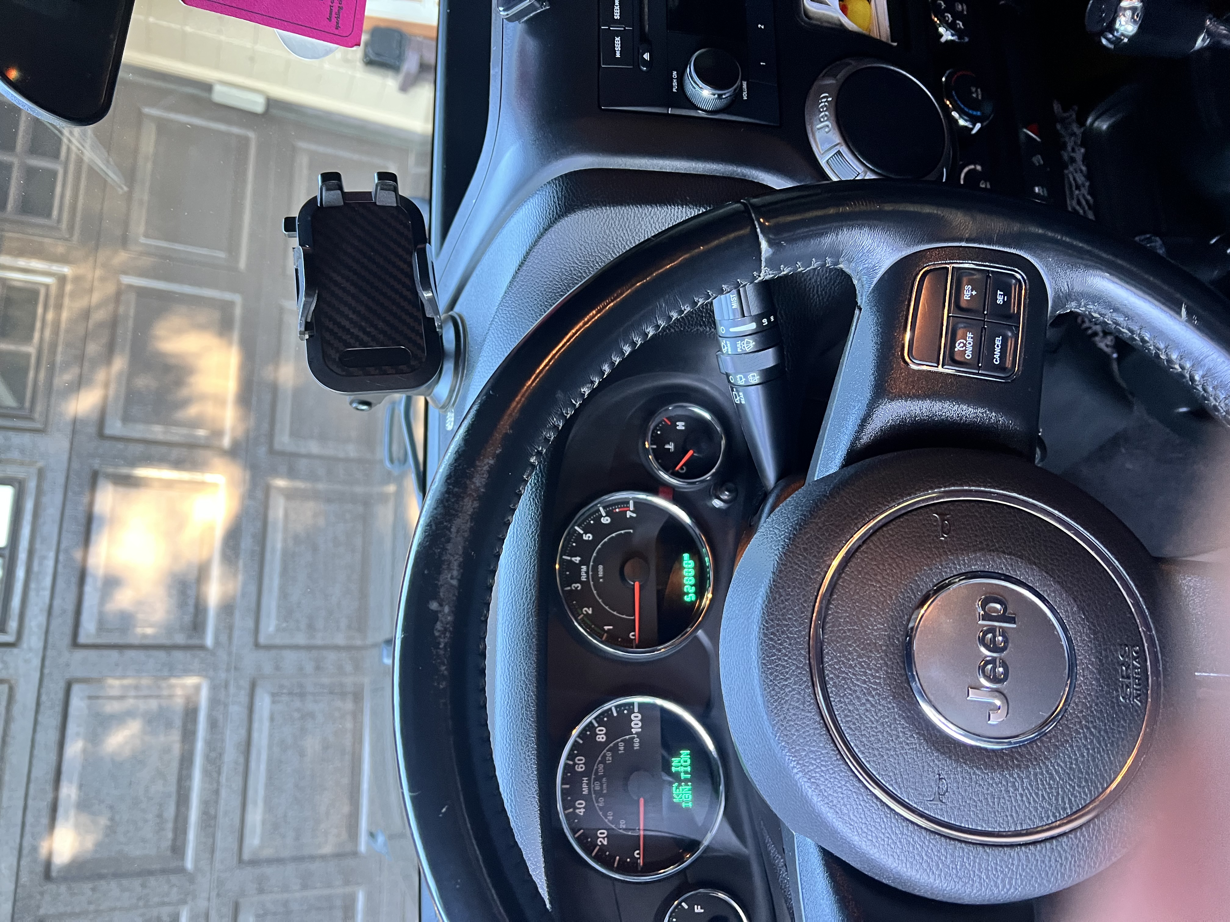 Used 2018 Jeep Wrangler Unlimited Sport w/ Connectivity Group AWD/4WD image 9