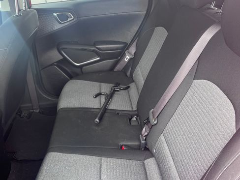 Used 2021 Kia Soul S FWD image 6