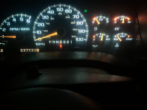 Used 1998 Chevrolet Silverado 1500 2WD Extended Cab w/ Preferred Equipment Group 3 image 4