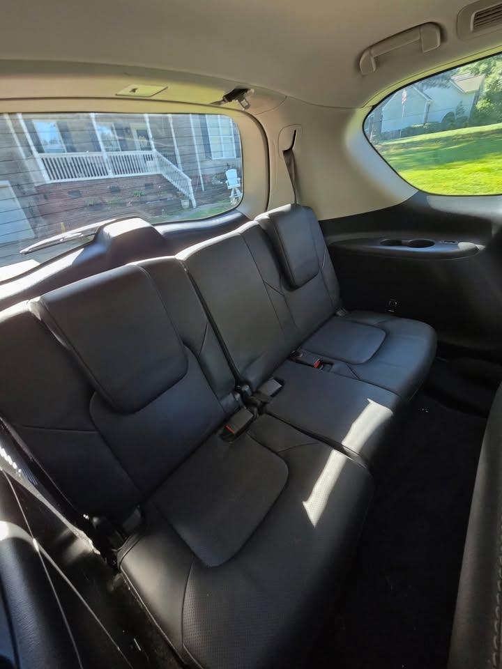 Used 2019 INFINITI QX80 Luxe w/ 22" Wheel Package RWD image 9