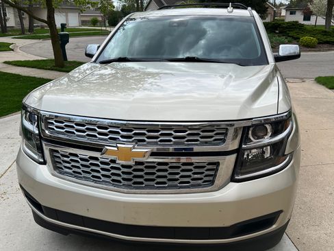 Used 2017 Chevrolet Tahoe LT AWD/4WD image 5
