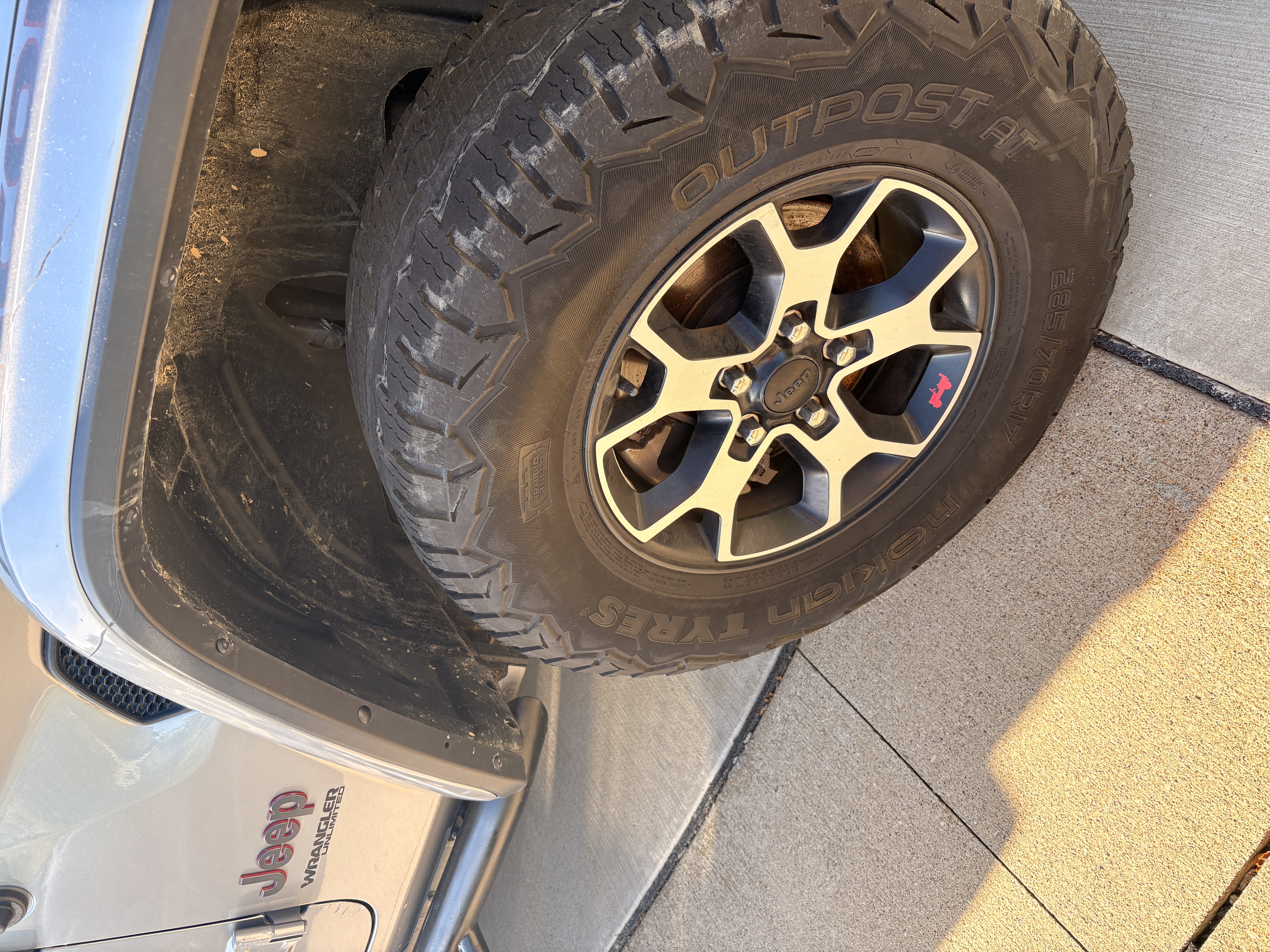 Used 2019 Jeep Wrangler Unlimited Rubicon AWD/4WD image 18