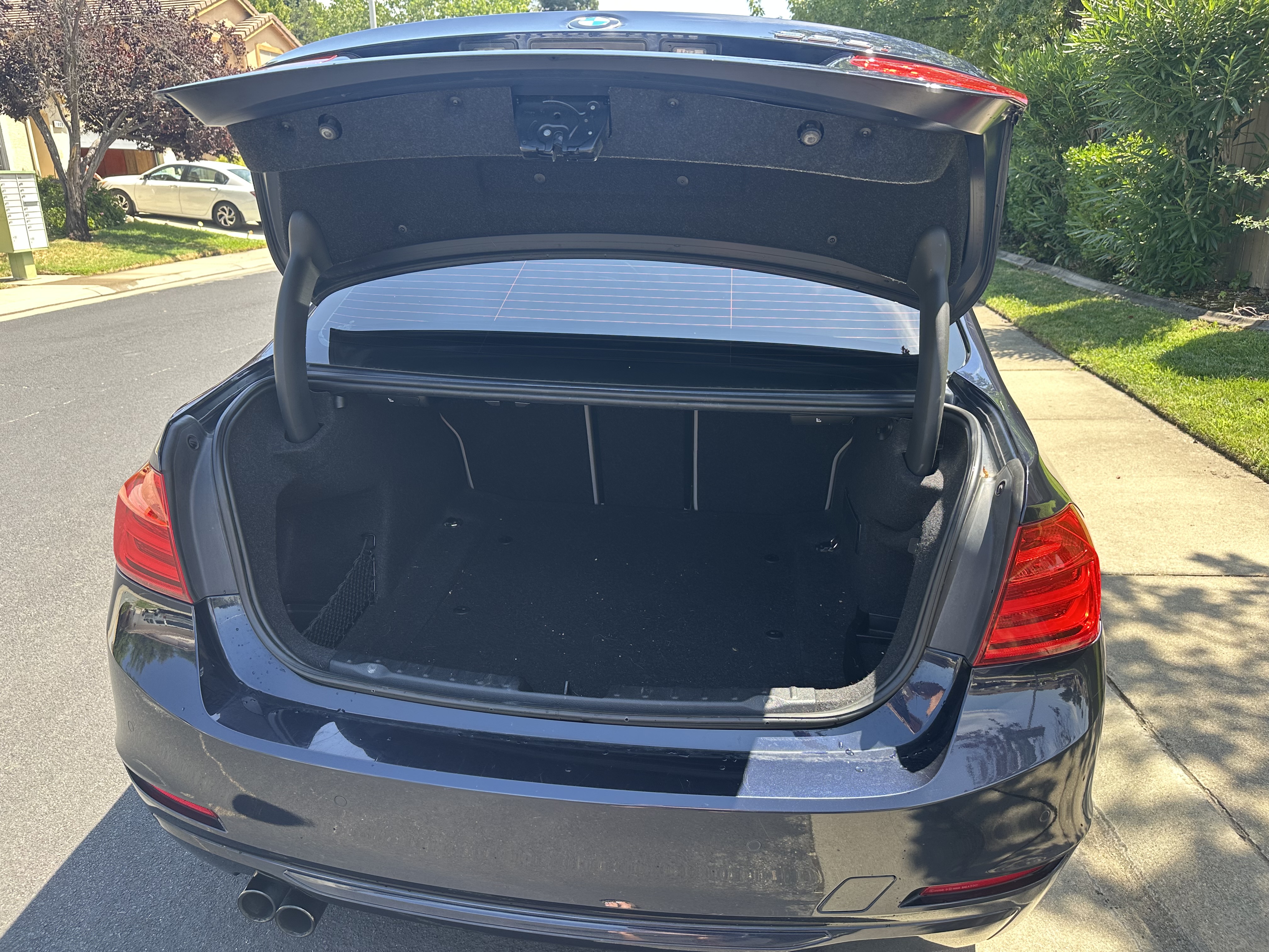 Used 2013 BMW 328i Sedan RWD image 6