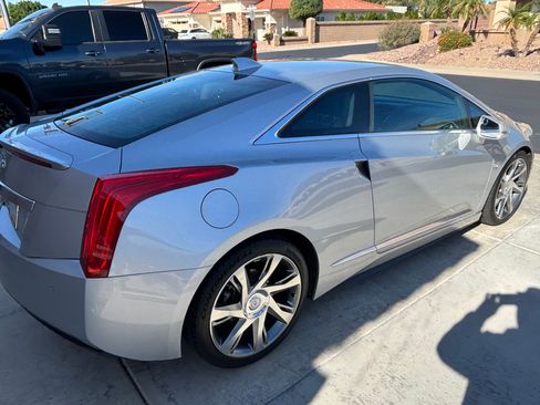 Used 2014 Cadillac ELR w/ Luxury Package image 6