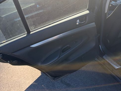 Used 2010 INFINITI G37 Journey w/ Premium Pkg image 14