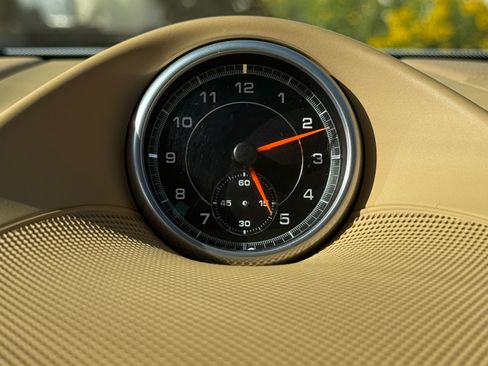 Used 2013 Porsche Cayenne Diesel AWD/4WD image 16