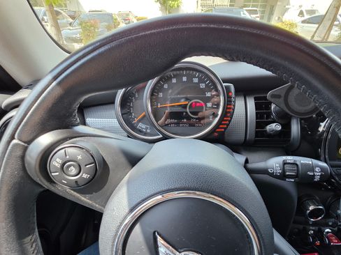 Used 2016 MINI Cooper 2-Door Hardtop image 14