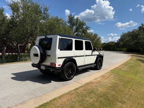 Used 2017 Mercedes-Benz G 63 AMG 4MATIC image 15