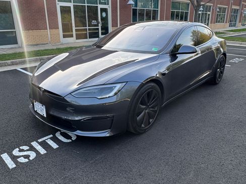 Used 2022 Tesla Model S Standard Range image 6