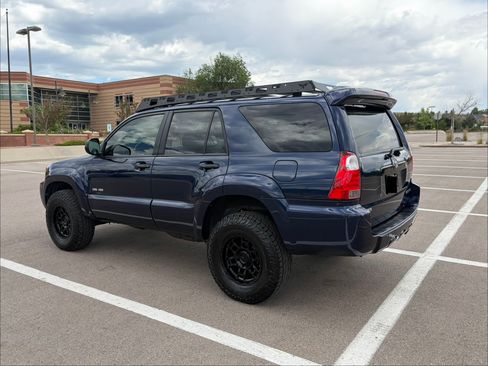 Used 2007 Toyota 4Runner Sport AWD/4WD image 9