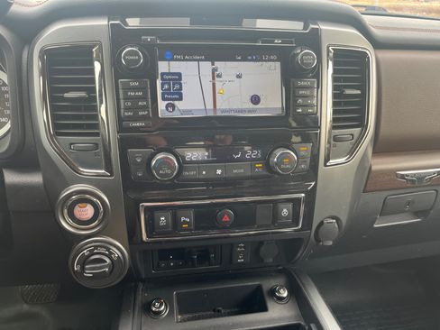 Used 2016 Nissan Titan Platinum Reserve image 8