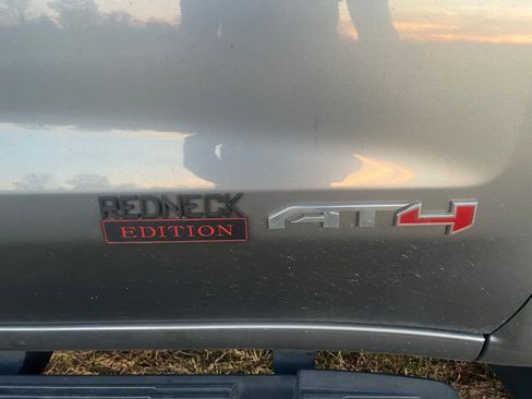 Used 2019 GMC Sierra 1500 AT4 w/ AT4 Premium Package image 8