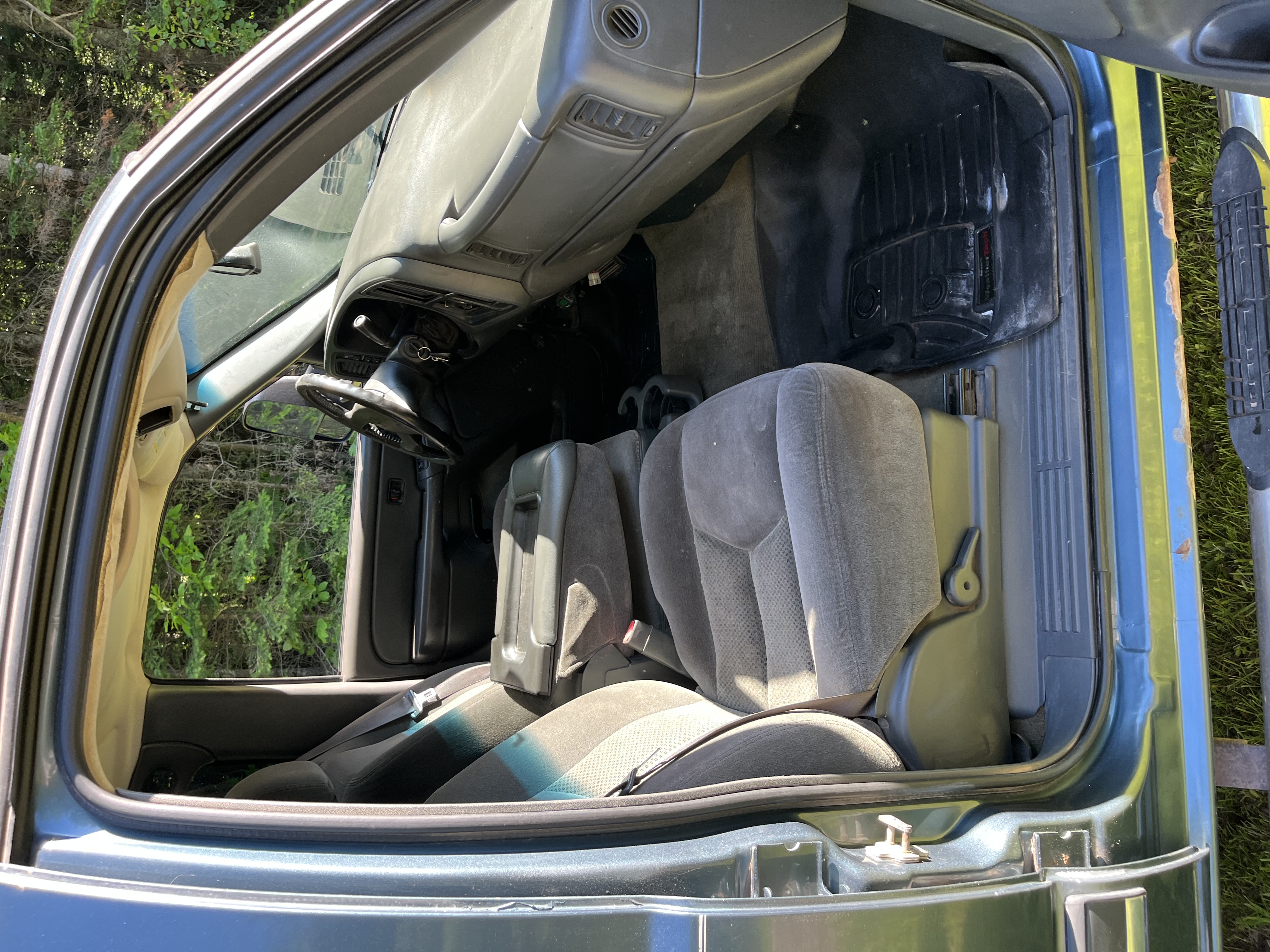 Used 2006 Chevrolet Silverado 2500 LT AWD/4WD image 17