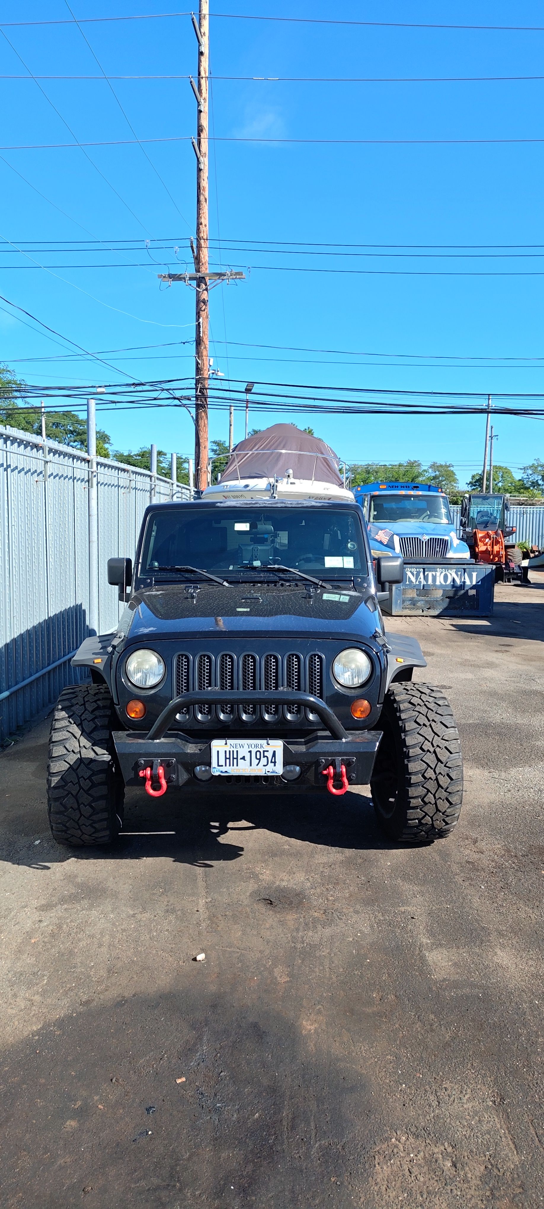 Used 2010 Jeep Wrangler Unlimited Sport AWD/4WD image 9