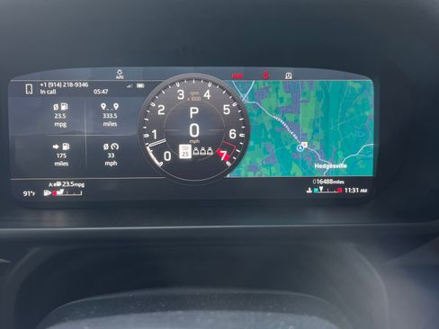 Used 2023 Land Rover Defender 90 S image 17