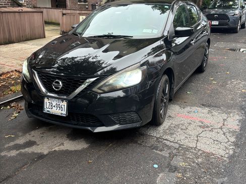 Used 2016 Nissan Sentra S FWD image 13