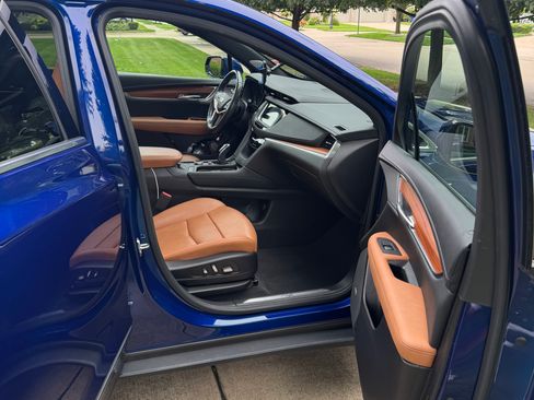Used 2023 Cadillac XT5 Premium Luxury AWD/4WD image 14