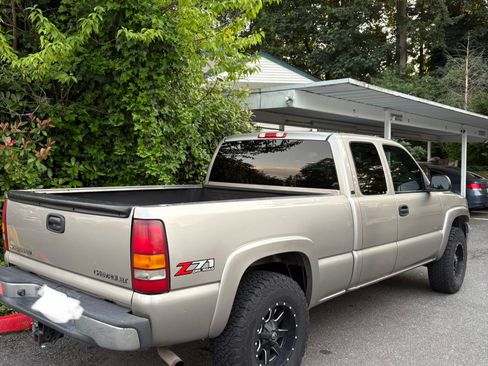 Used 2002 Chevrolet Silverado 1500 LT w/ Off-Road Pkg AWD/4WD image 4