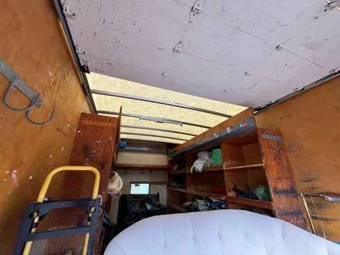 Used 2014 Chevrolet Express 3500 Extended RWD image 4