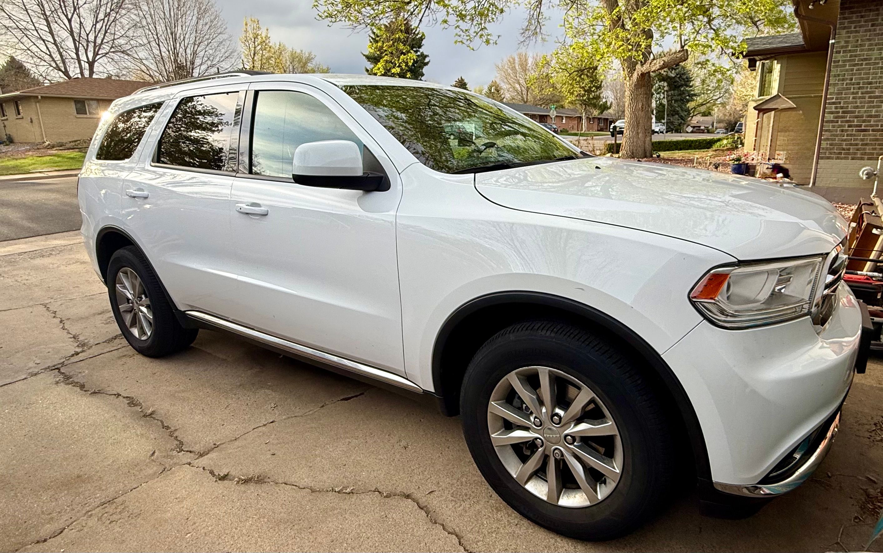 Used 2018 Dodge Durango SXT w/ Quick Order Package 2BB AWD/4WD image 2