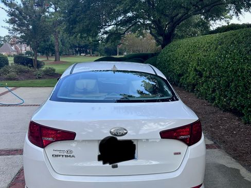 Used 2013 Kia Optima LX FWD image 8