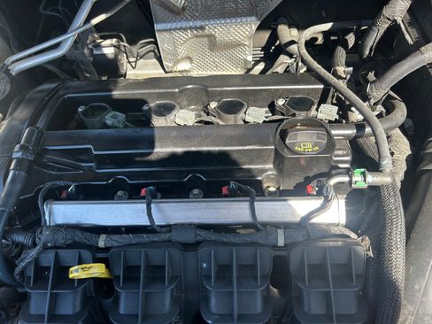 Used 2011 Dodge Caliber Mainstreet FWD image 9