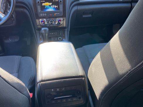 Used 2016 Chevrolet Traverse LT image 23