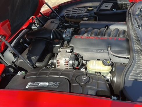 Used 2001 Chevrolet Corvette Convertible w/ Preferred Equipment Group2 image 6