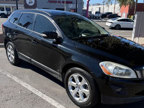 Used 2010 Volvo XC60 3.2 image 2