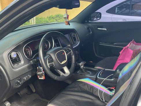 Used 2015 Dodge Charger SXT w/ Driver Confidence Group image 13