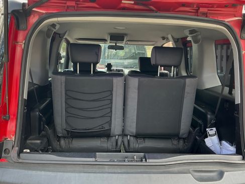 Used 2005 Honda Element EX image 15