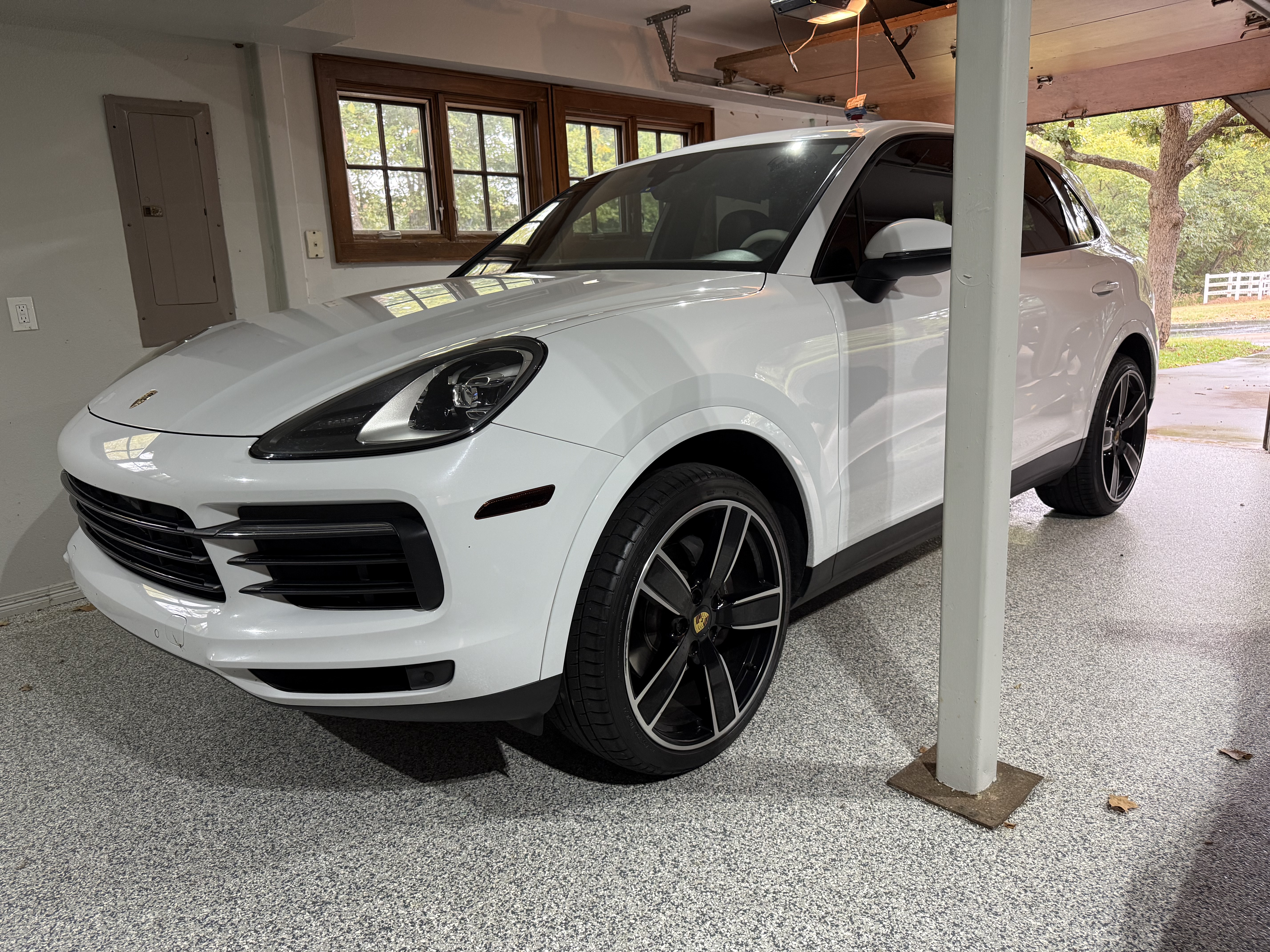Used 2019 Porsche Cayenne AWD/4WD image 4