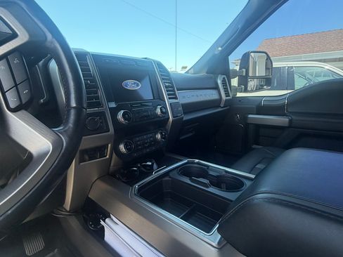Used 2019 Ford F350 Platinum w/ Platinum Ultimate Package AWD/4WD image 13