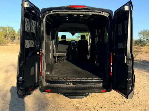 Used 2020 Ford Transit 250 Medium Roof image 19