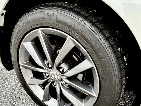 Used 2020 Honda Civic EX image 29