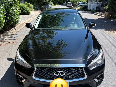 Used 2019 INFINITI Q50 Luxe w/ Essential Package (3.0T Luxe) AWD/4WD image 5
