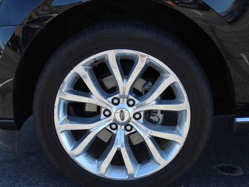 Used 2018 Ford Expedition Limited w/ Equipment Group 302A image 12