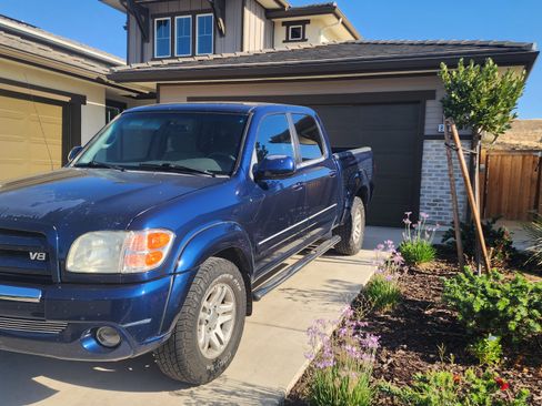 Used 2004 Toyota Tundra SR5 image 1